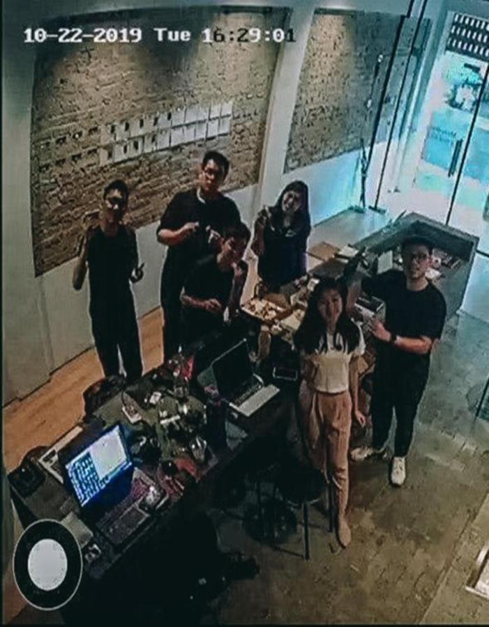 Semalam At Sun Yat Sen - Self Check In Hostel Medan Kültér fotó